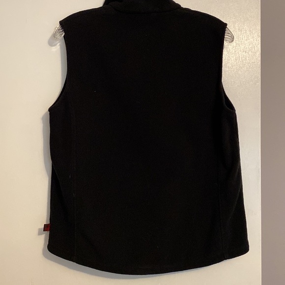 Woolrich Women’s Full Zip Fleece Vest - Picture 4 of 7